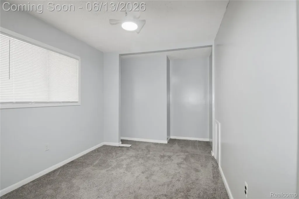 2555 W Boston Boulevard Detroit City MI 48206