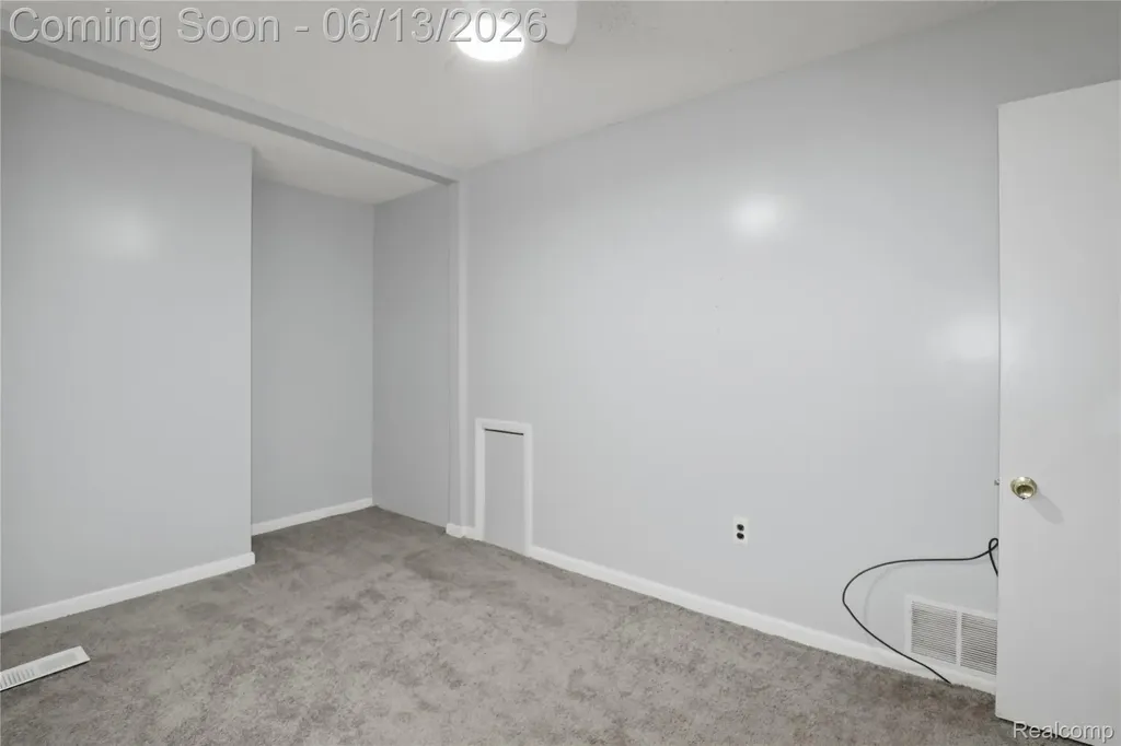 2555 W Boston Boulevard Detroit City MI 48206