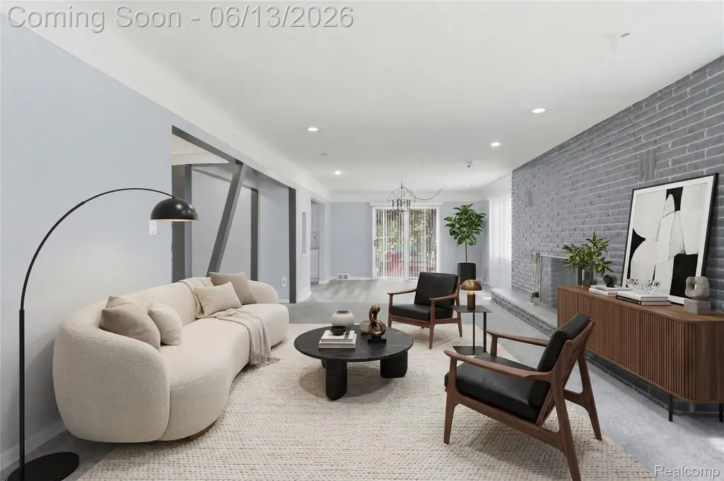 2555 W Boston Boulevard Detroit City MI 48206
