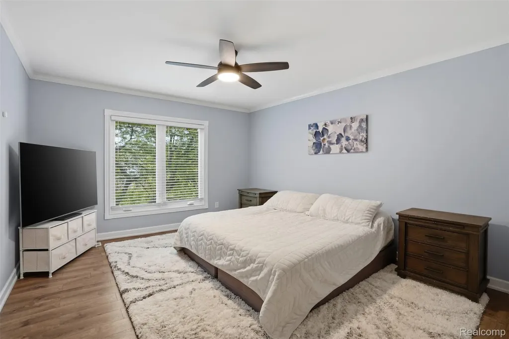 8876 Wintercove Drive Commerce Charter Township MI 48382
