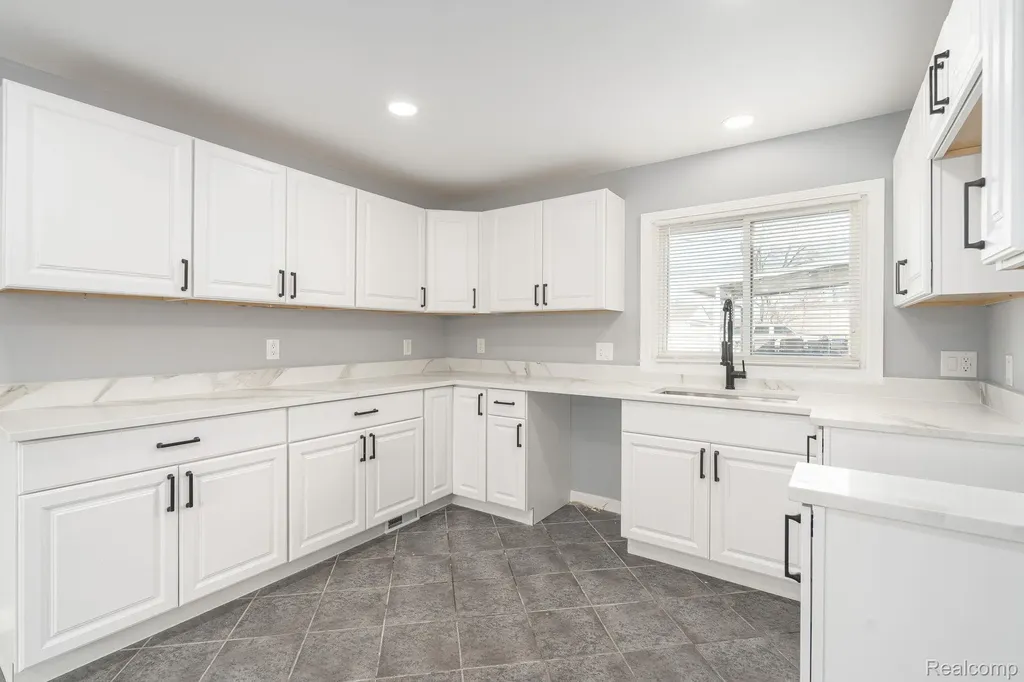 18327 E 13 Mile Road Fraser City MI 48026