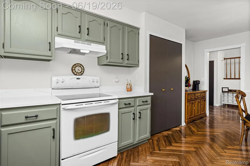 3433 Dobbin Drive Sterling Heights City MI 48310