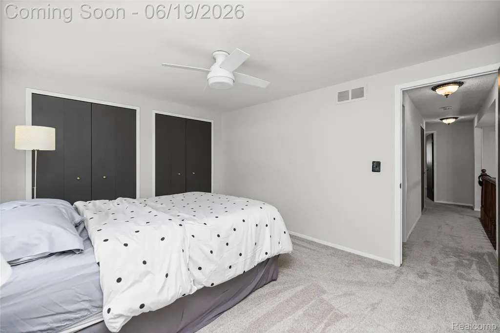 3433 Dobbin Drive Sterling Heights City MI 48310