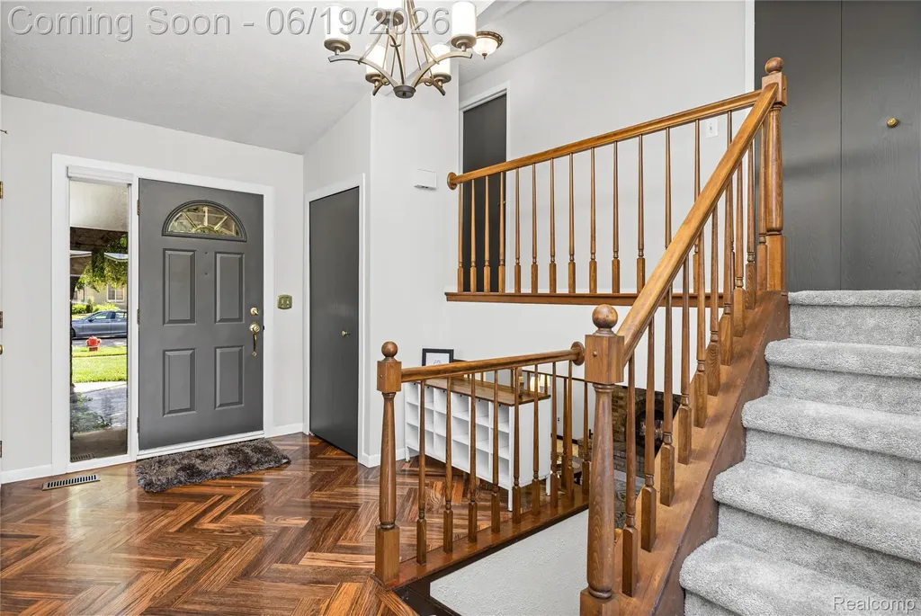 3433 Dobbin Drive Sterling Heights City MI 48310