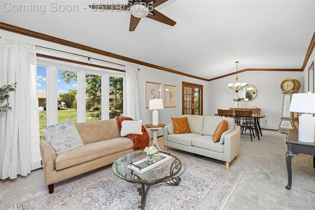 3433 Dobbin Drive Sterling Heights City MI 48310