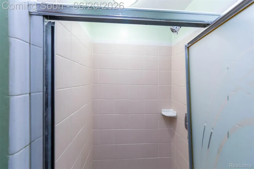 1454 Pine Valley Boulevard Ann Arbor City MI 48104