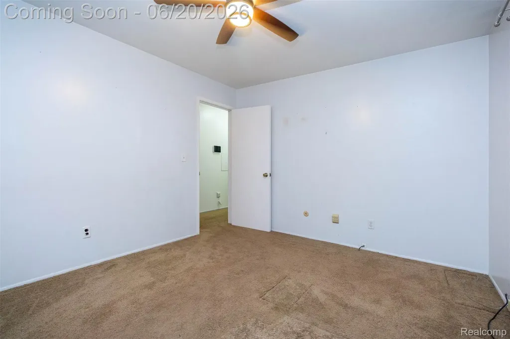 1454 Pine Valley Boulevard Ann Arbor City MI 48104