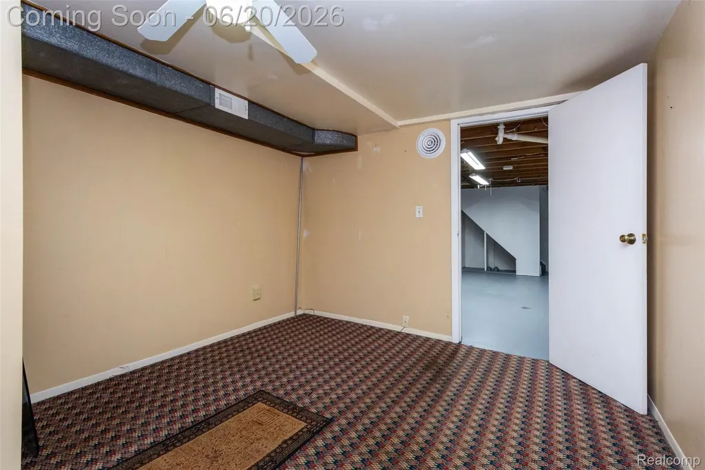 1454 Pine Valley Boulevard Ann Arbor City MI 48104