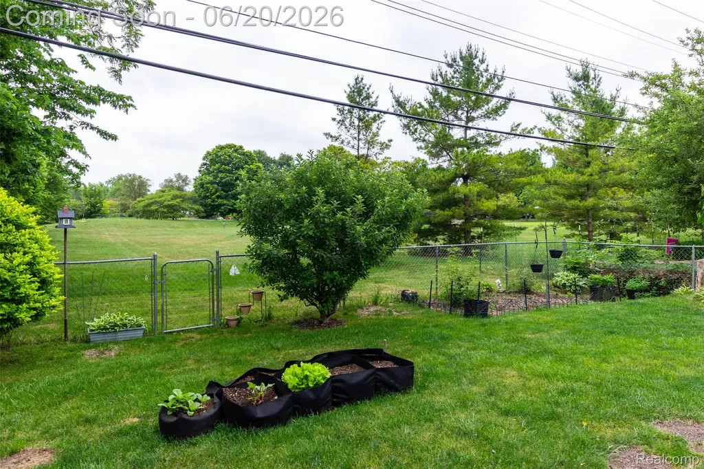 1454 Pine Valley Boulevard Ann Arbor City MI 48104