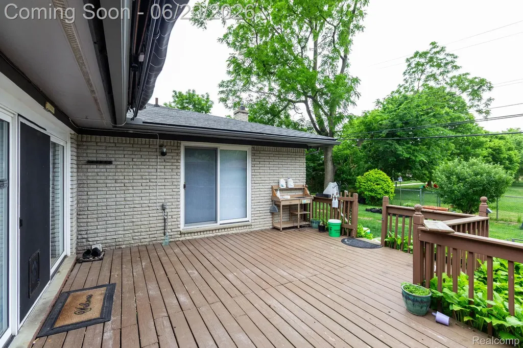 1454 Pine Valley Boulevard Ann Arbor City MI 48104
