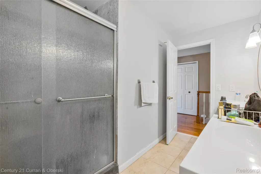 5994 Glen Eagles Drive West Bloomfield Charter Township MI 48323