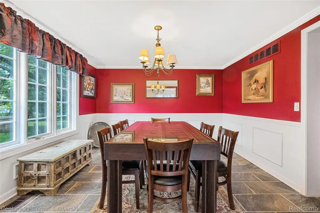 5994 Glen Eagles Drive West Bloomfield Charter Township MI 48323