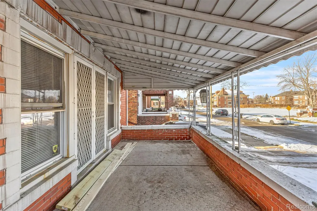 2015 Gladstone Street Detroit City MI 48206