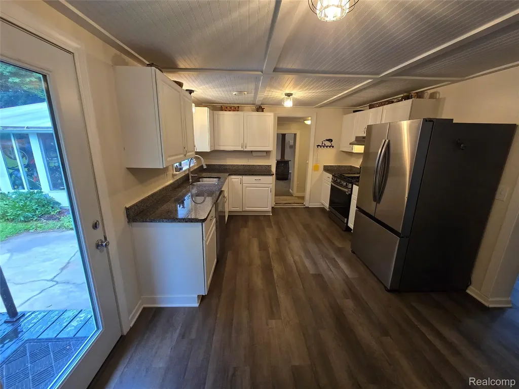 1559 Sturdevant Road Kimball Township MI 48074