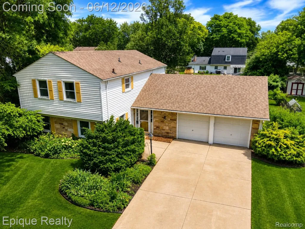 4856 Danbury Drive Troy City MI 48085