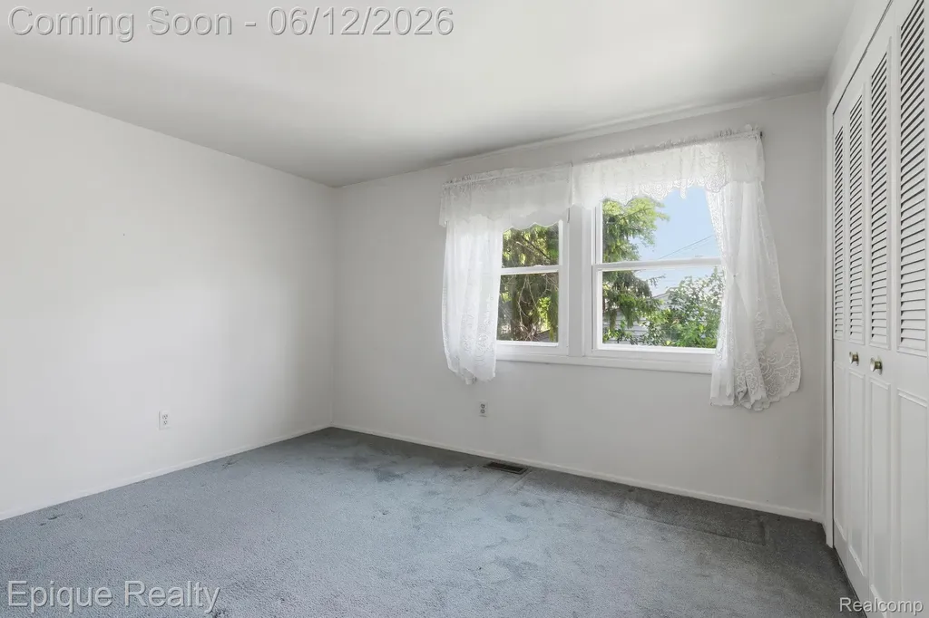 4856 Danbury Drive Troy City MI 48085