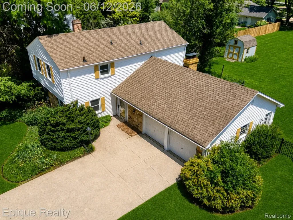 4856 Danbury Drive Troy City MI 48085