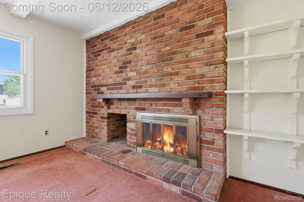 4856 Danbury Drive Troy City MI 48085