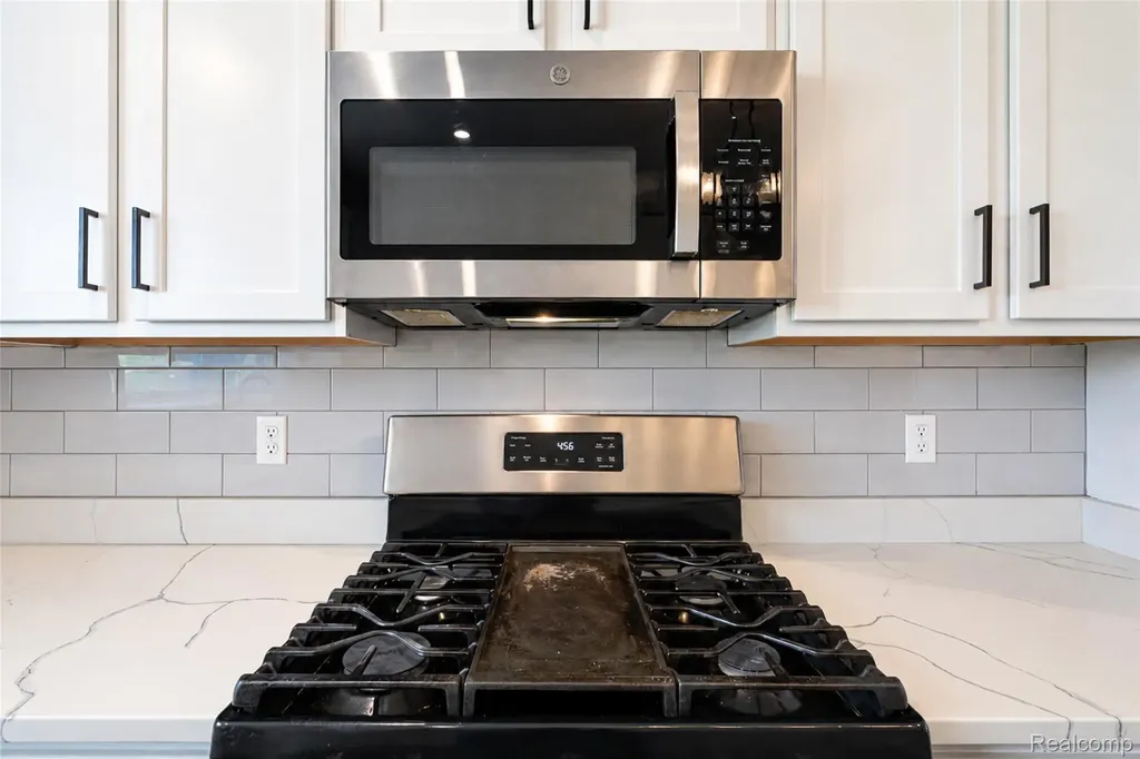 41626 Orianna Lane Novi City MI 48375