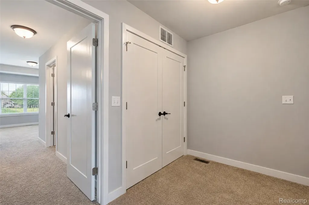 41626 Orianna Lane Novi City MI 48375