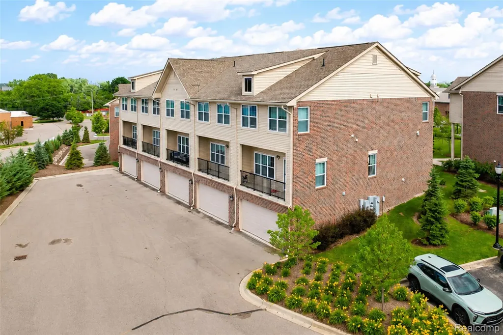 41626 Orianna Lane Novi City MI 48375