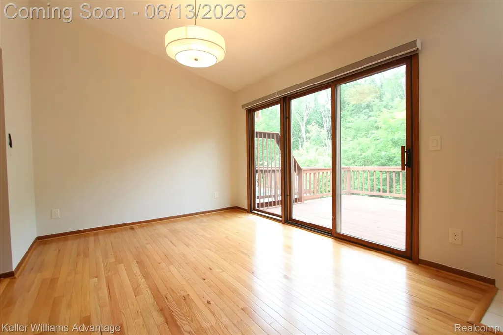 21850 River Ridge Trail Farmington Hills City MI 48335
