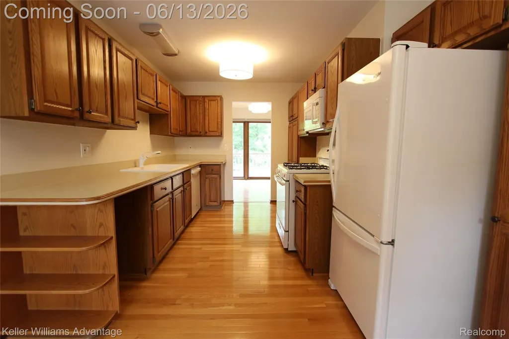 21850 River Ridge Trail Farmington Hills City MI 48335