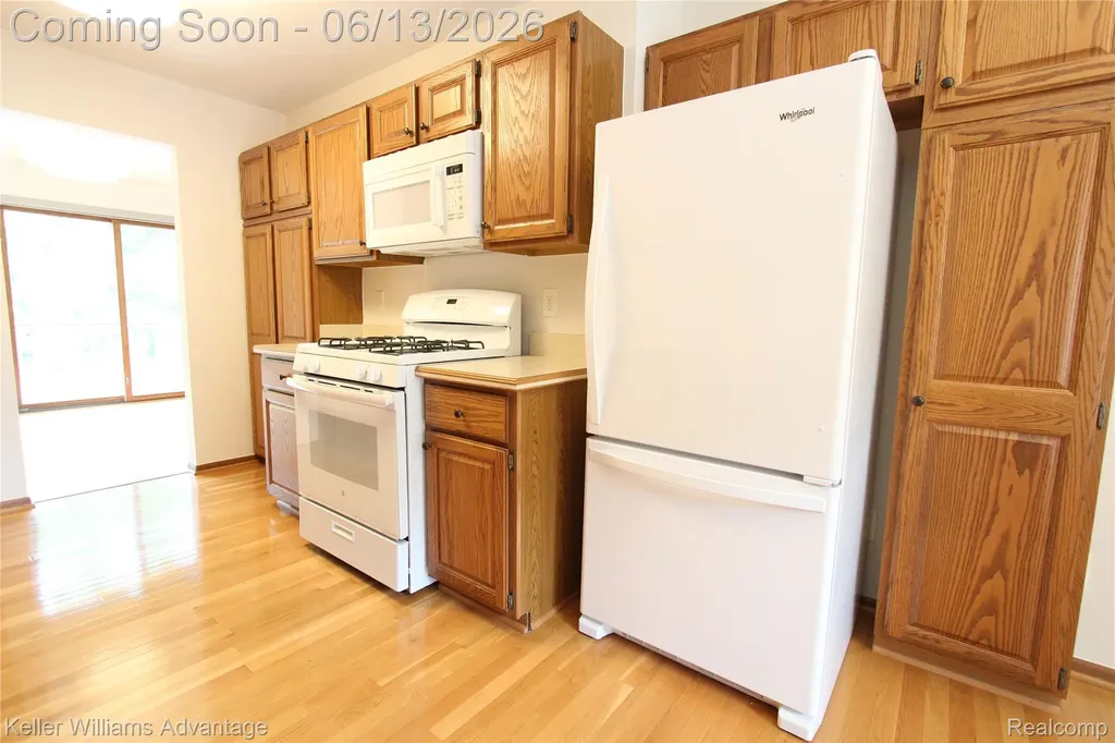 21850 River Ridge Trail Farmington Hills City MI 48335