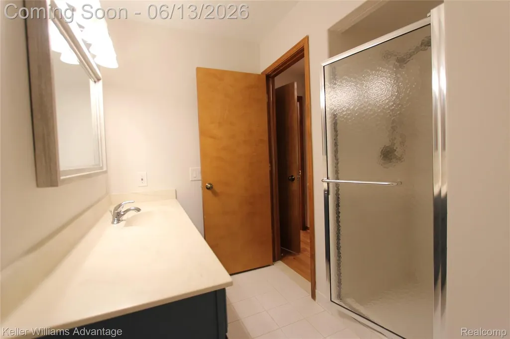 21850 River Ridge Trail Farmington Hills City MI 48335