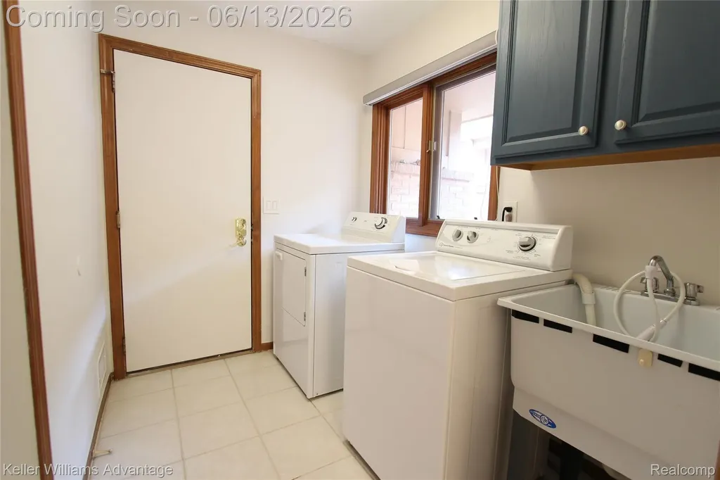 21850 River Ridge Trail Farmington Hills City MI 48335