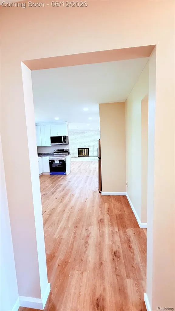 13051 Iowa Drive Warren City MI 48088