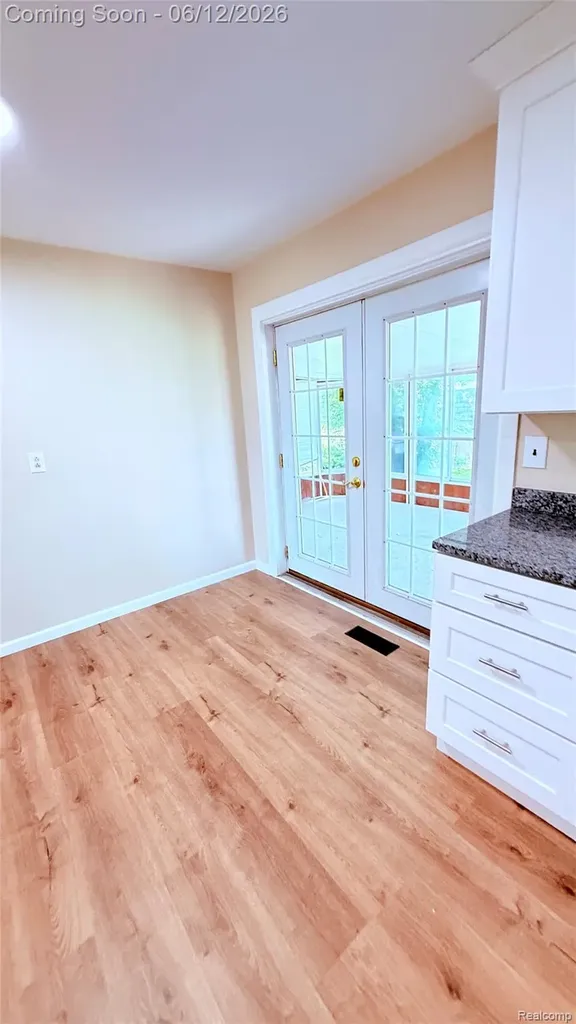 13051 Iowa Drive Warren City MI 48088