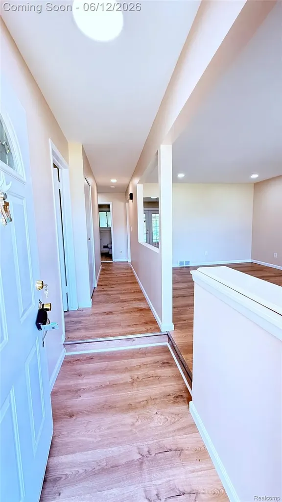 13051 Iowa Drive Warren City MI 48088