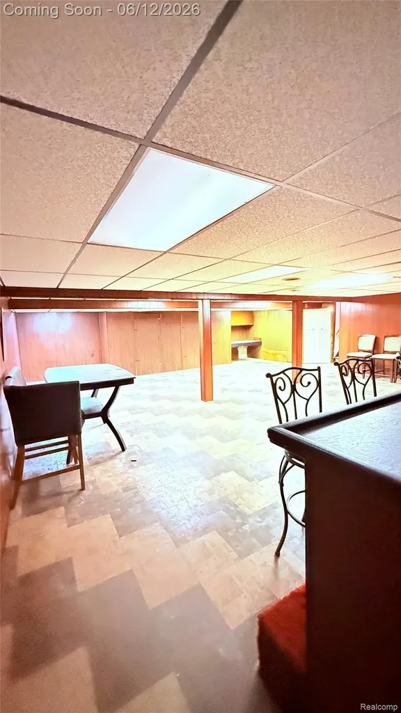 13051 Iowa Drive Warren City MI 48088