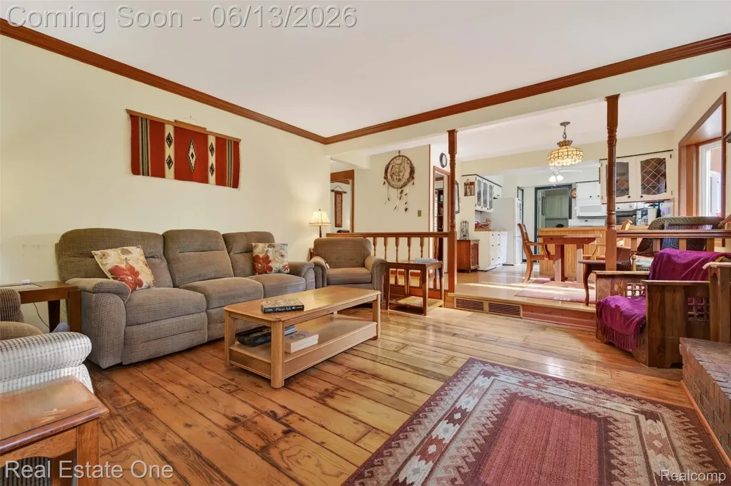 5466 Grange Hall Road Groveland Township MI 48442