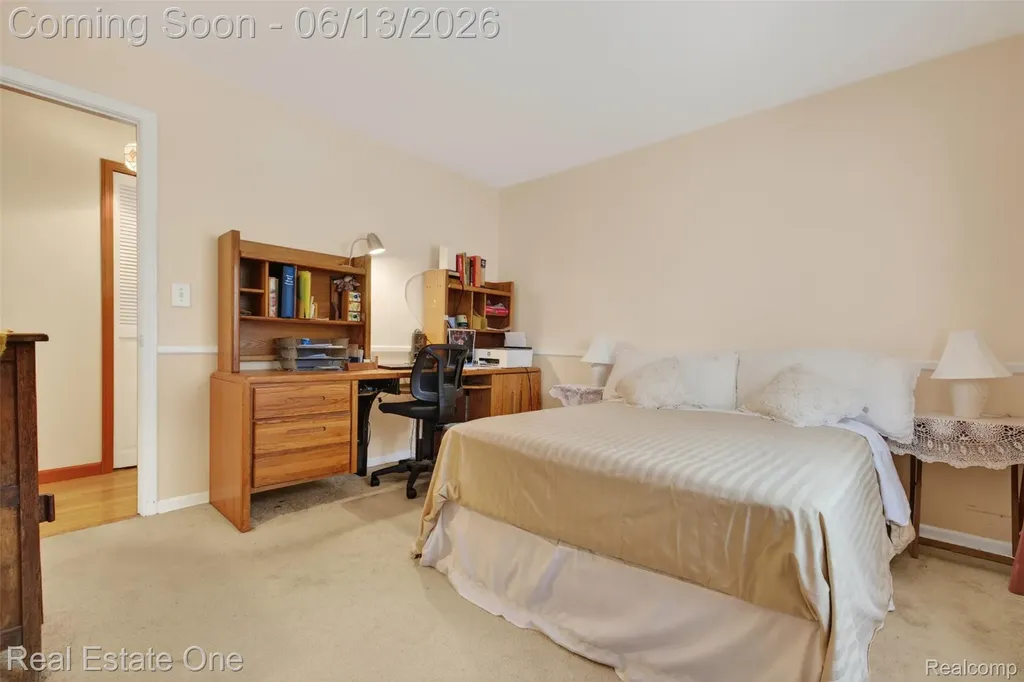 5466 Grange Hall Road Groveland Township MI 48442