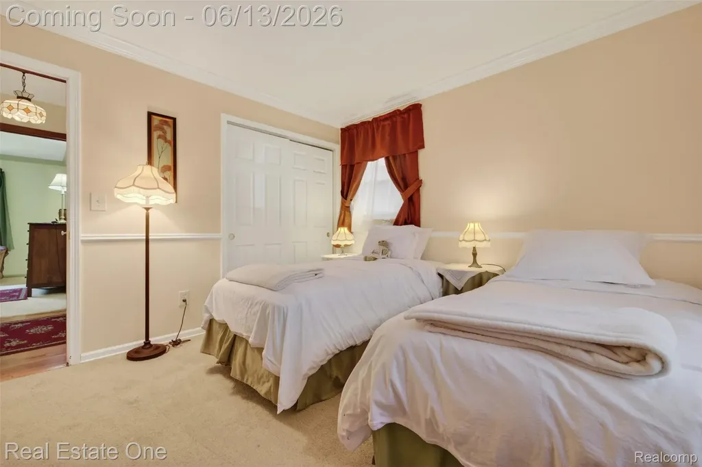 5466 Grange Hall Road Groveland Township MI 48442