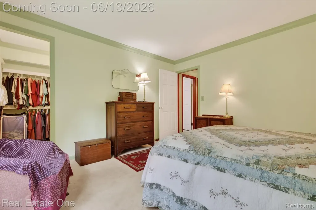 5466 Grange Hall Road Groveland Township MI 48442
