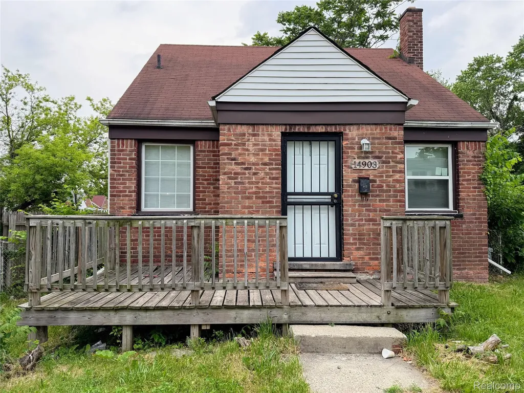 14903 Woodmont Avenue Detroit City MI 48227