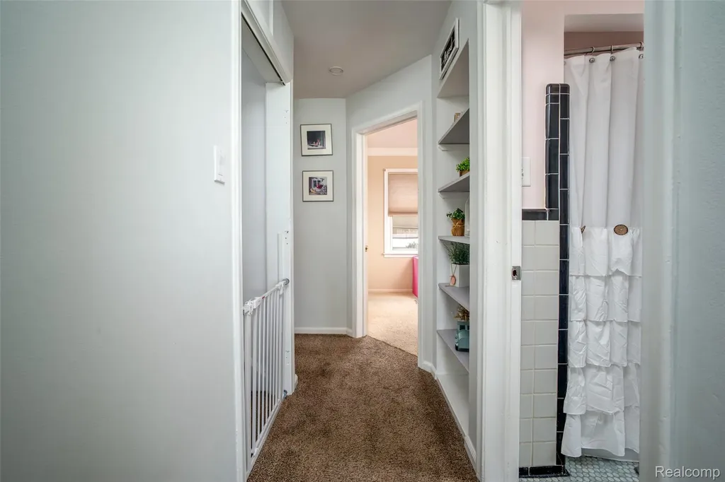 2252 Tyler Avenue Berkley City MI 48072