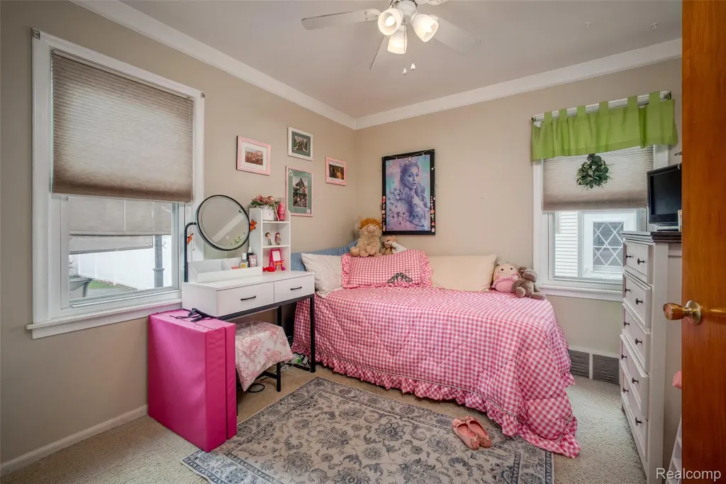 2252 Tyler Avenue Berkley City MI 48072