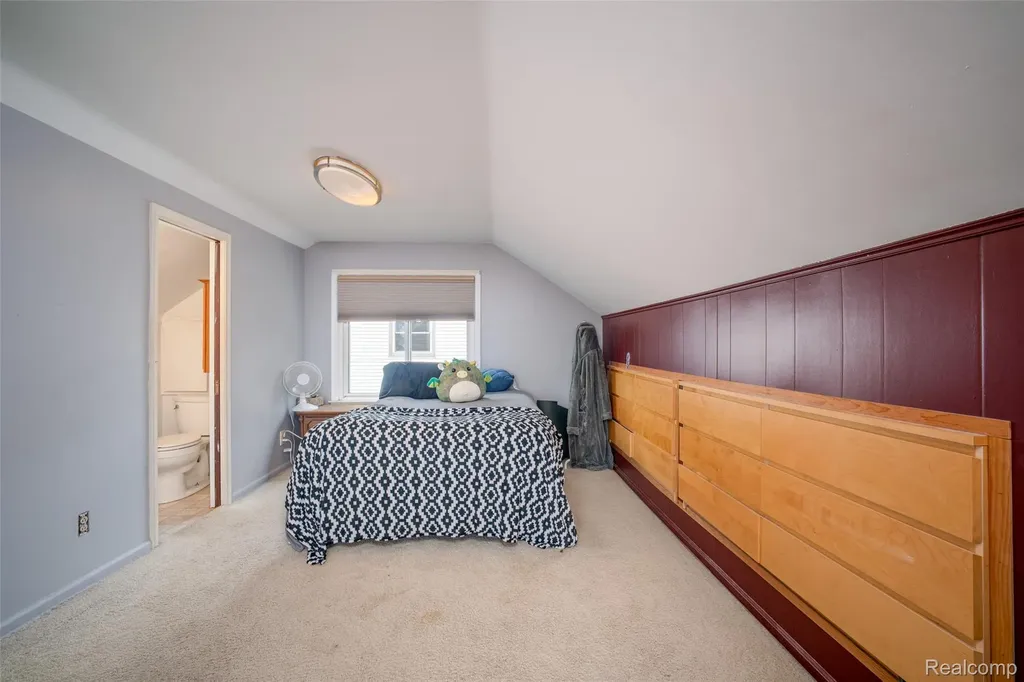2252 Tyler Avenue Berkley City MI 48072