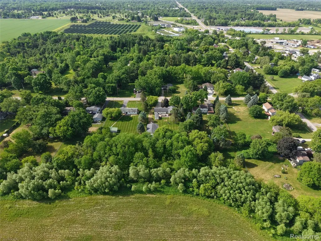 1055 E Hollywood Boulevard Thetford Township MI 48420