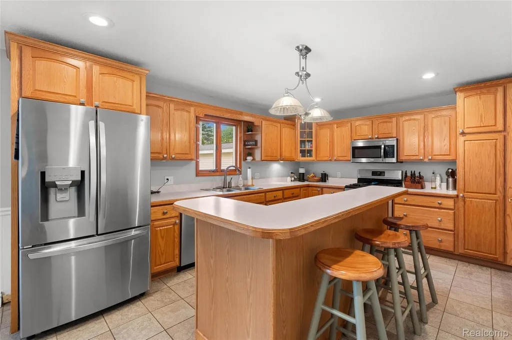 1055 E Hollywood Boulevard Thetford Township MI 48420