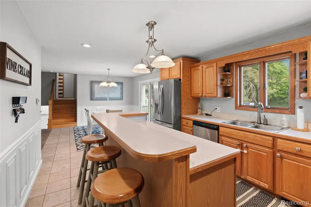 1055 E Hollywood Boulevard Thetford Township MI 48420