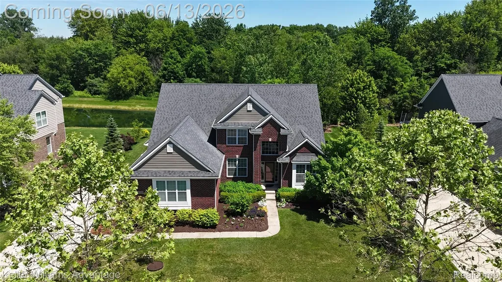 Lyon Charter Township MI, 23740 Stoneleigh Drive