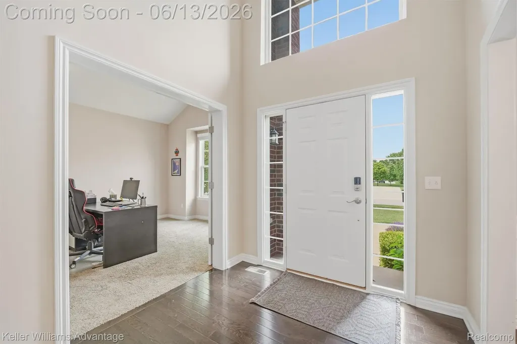 23740 Stoneleigh Drive Lyon Charter Township MI 48178