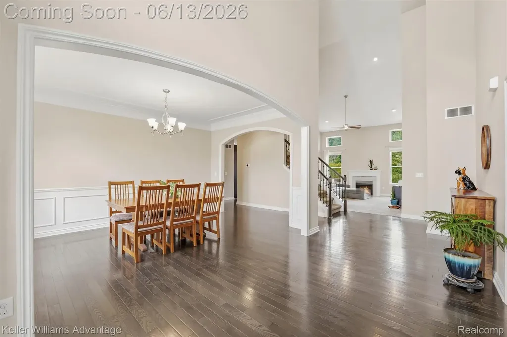 23740 Stoneleigh Drive Lyon Charter Township MI 48178