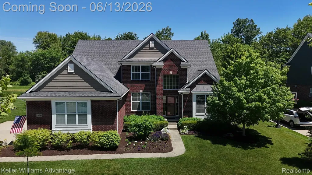 23740 Stoneleigh Drive Lyon Charter Township MI 48178