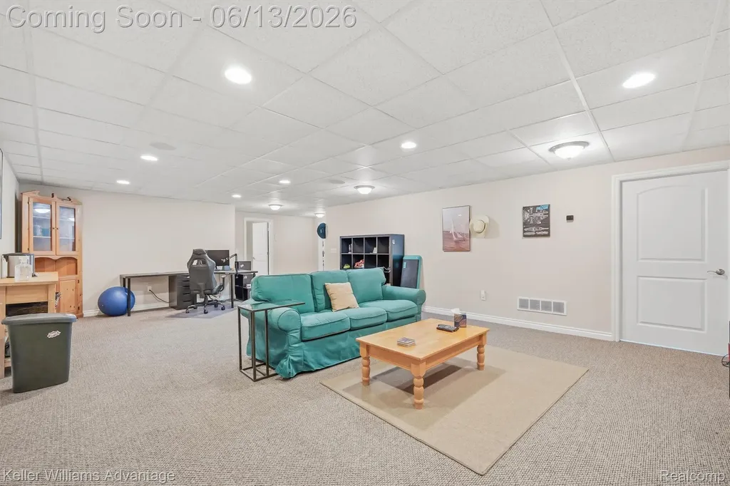 23740 Stoneleigh Drive Lyon Charter Township MI 48178